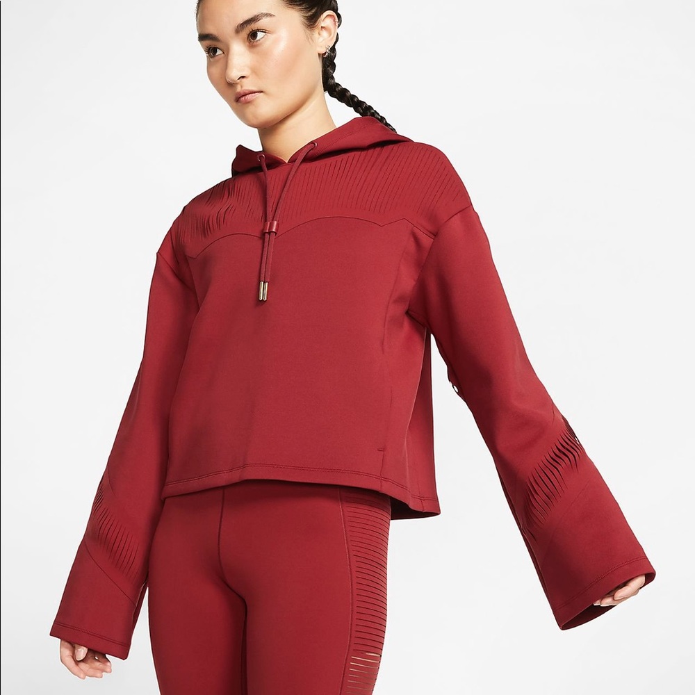 NWT Nike Fringe Training Sweater